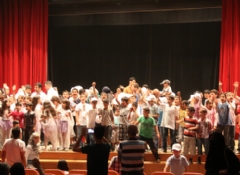 Suriye okullarında yılsonu etkinliği