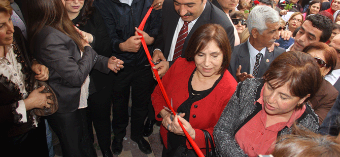 Selvi Kılıçdaroğlu Adana'da konuştu
