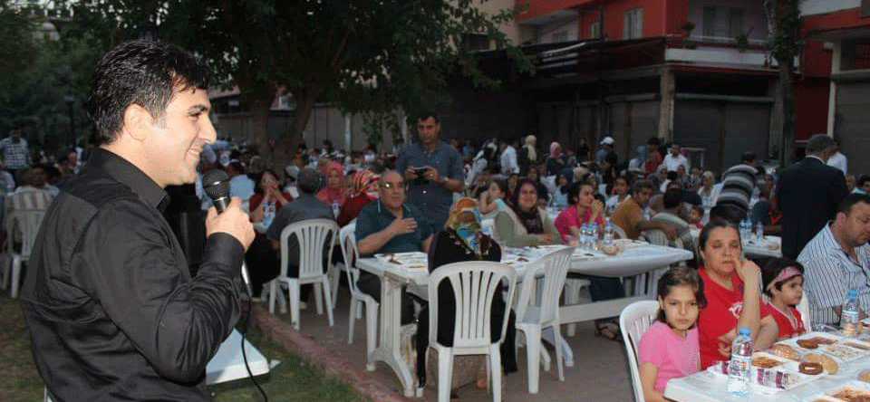 Ak Parti Seyhan İlçe Teşkilatından mahalle iftarları