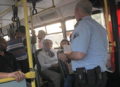 Belediye otobüsünde bomba paniği