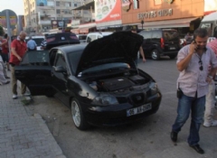 Adana'da bombalı araç paniği!