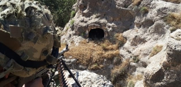 Yüksekova'da 10 PKK'lı öldürüldü