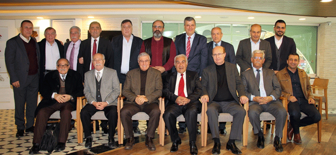 Eski CHP il başkanları buluştu