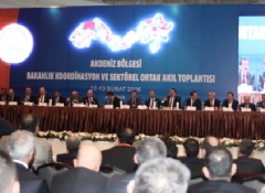 Adana'da dev toplantı yapıldı