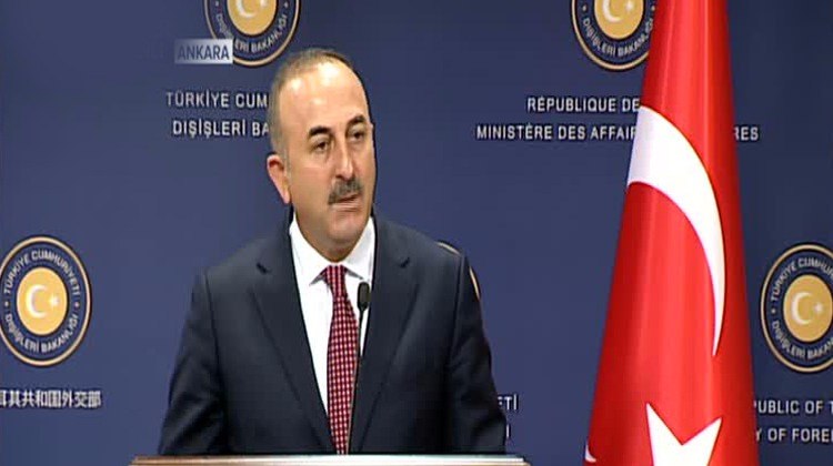 Bakan Çavuşoğlu'ndan firari diplomatlar açıklaması