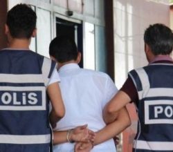 Adana'da Milli Eğitim 'İmamları' Tutuklandı