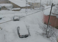 Tufanbeyli'de okullara kar tatili