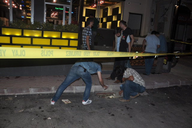 Osmaniye'de Kafeye Silahlı Saldırı: 1 Ölü