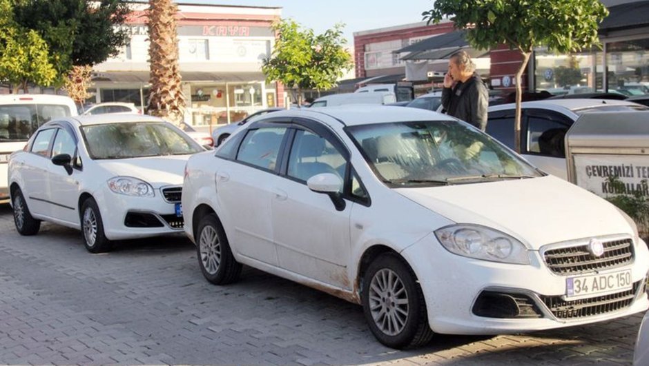Adana'da ikiz plaka alarmı