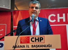 CHP Adanada Barut güven tazeledi
