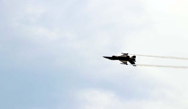 Guardian: Türk jetleri Yunan hava sahasında!