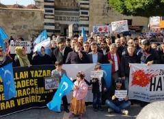 Adanalılardan Doğu Türkistan'a destek
