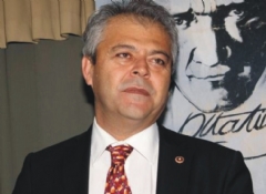  CHP'li Develi'den partisine eleştiri