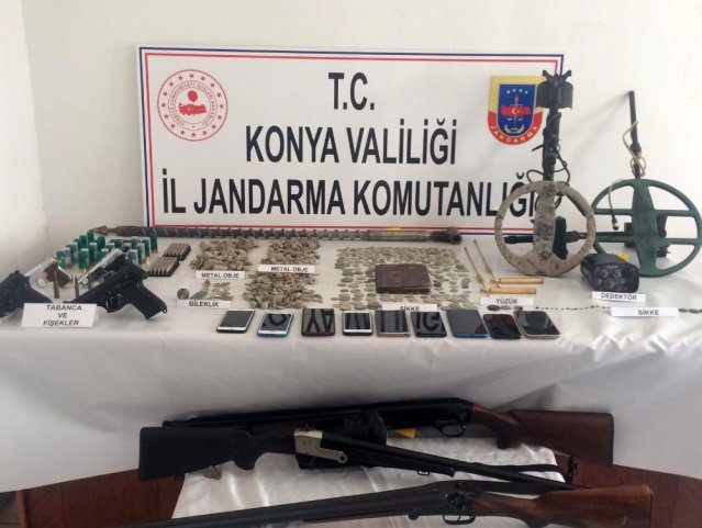 Konya ve Adana'da tarihi eser operasyonu: 11 gözaltı