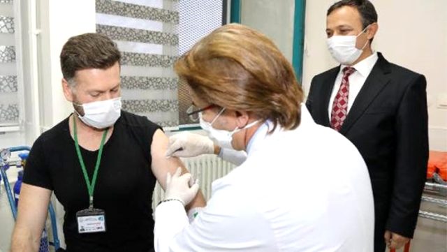 Yerli koronavirüs aşısının insan deneyleri Kayseri'de başladı!