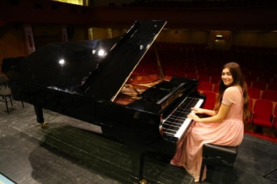 13 YAŞINDAKİ İLYUN MOZART ÇALACAK 13 YAŞINDAKİ İLYUN MOZART ÇALACAK