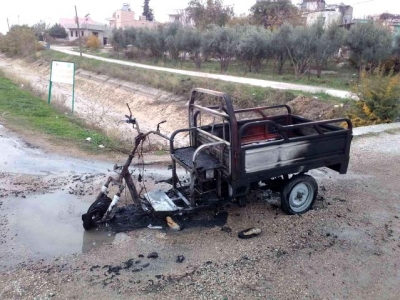 Kozan'da Engelli Aracı Seyir Halindeyken Yandı