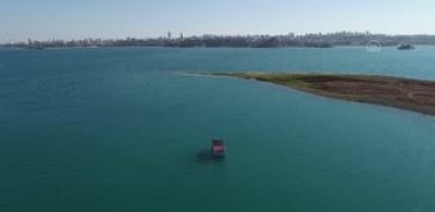 Seyhan Baraj Gölü'nde Dubalardan Yüzen Evler