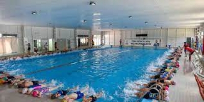 Büyükşehir 15 bin çocuğa yüzme öğretecek