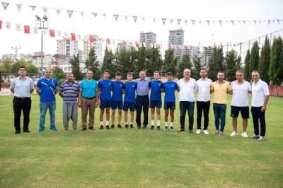 Seyhan Belediyesporlu 5 futbolcu Demirspor'da