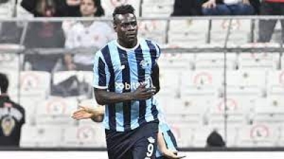 Adana Demirspor, Mario Balotelli'yi transfer etti