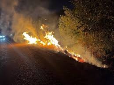 Kozan'da Yangın Kontrol Altına Alındı Kozan'da Yangın Kontrol Altına Alındı